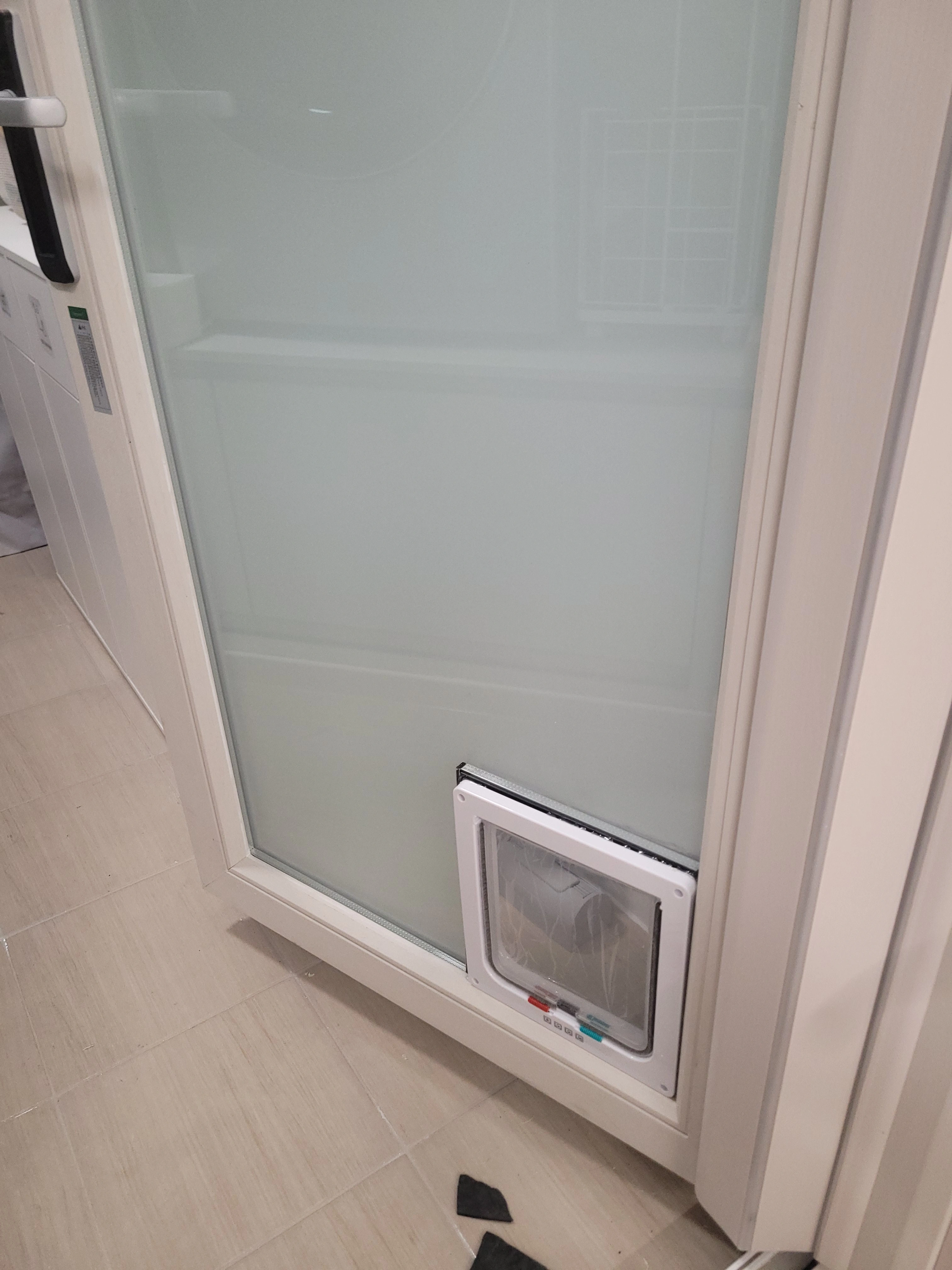 펫도어설치 수원 시공 후